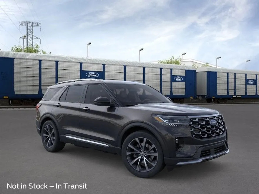 2025 Ford Explorer Platinum photo 1