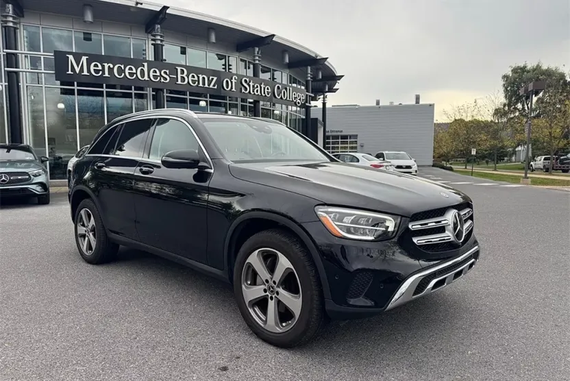 2022 Mercedes Benz GLC 300 4MATIC photo 1