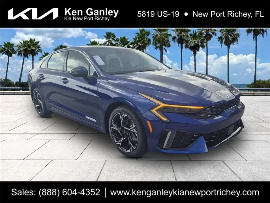 2025 Kia K5 GT-Line photo 1