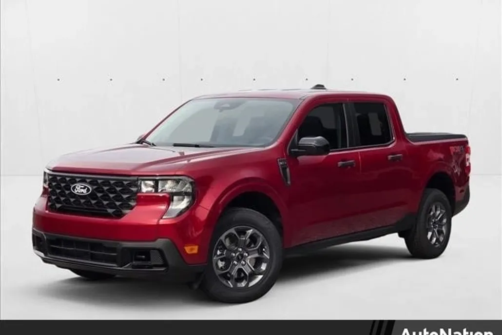 2025 Ford Maverick XLT photo 1