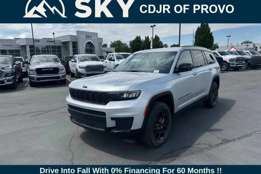 2025 Jeep Grand Cherokee Altitude photo 1