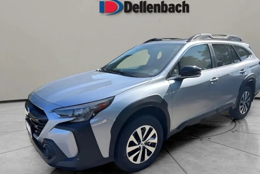 2025 Subaru Outback Premium photo 1