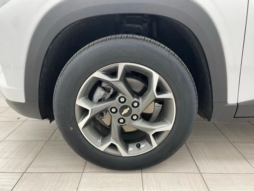 2024 Chevrolet Trax photo 1
