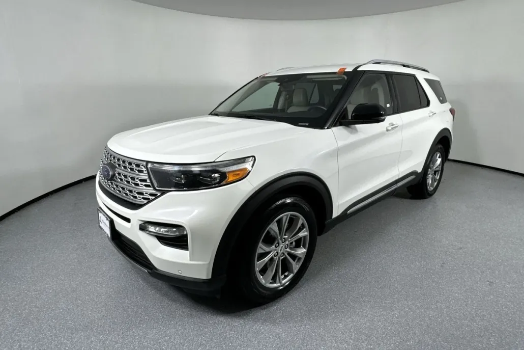 2020 Ford Explorer Limited photo 1