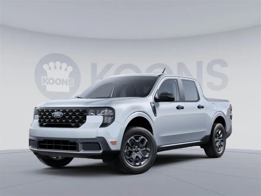 2025 Ford Maverick XLT photo 1