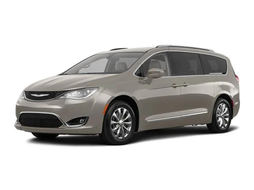 2018 Chrysler Pacifica Touring L photo 1