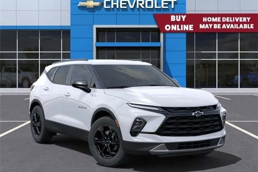 2025 Chevrolet Blazer 2LT photo 1