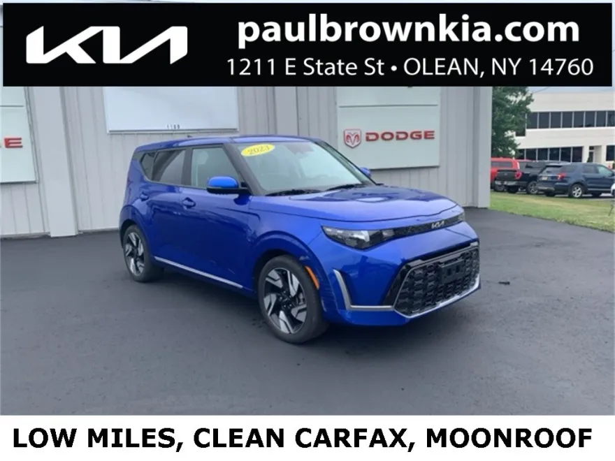 2023 Kia Soul GT-Line photo 1