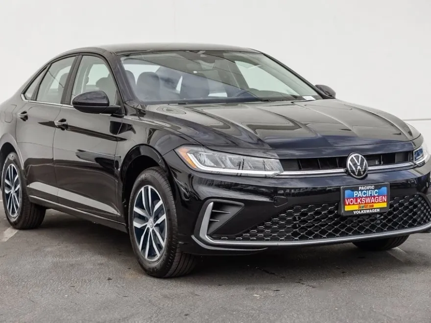2025 Volkswagen Jetta 1.5T SE photo 1