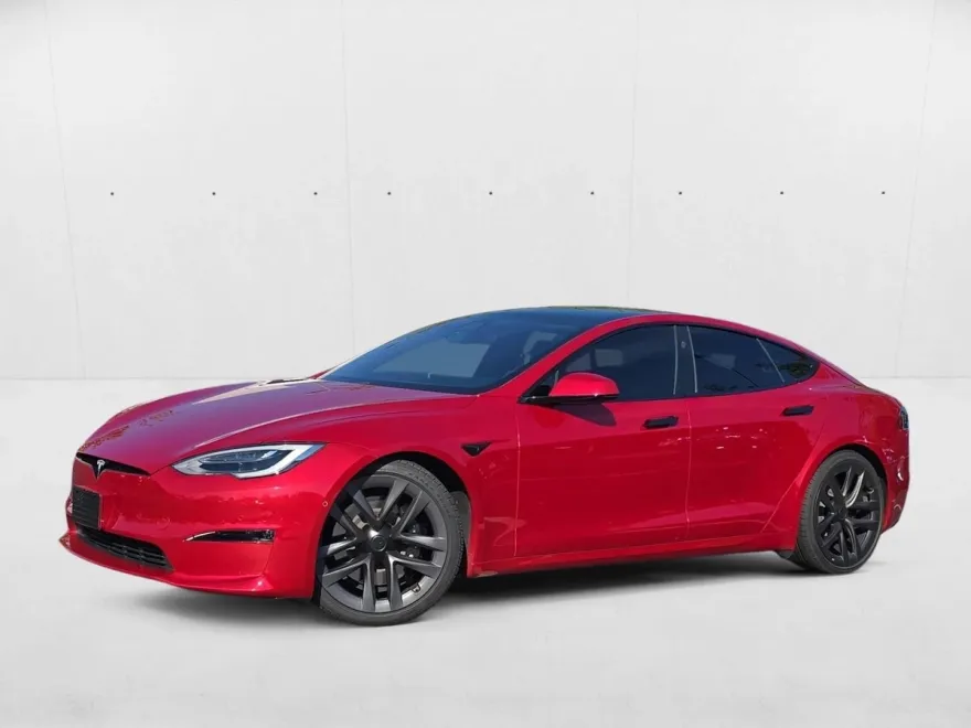2021 Tesla Model S Plaid photo 1