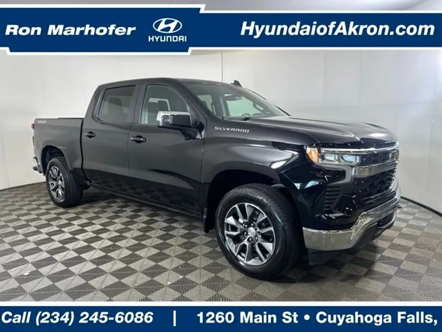 2023 Chevrolet Silverado 1500 LT photo 1