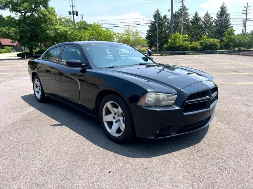 2013 Dodge Charger photo 1