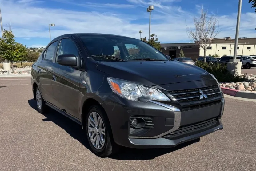 2024 Mitsubishi Mirage G4 LE photo 1
