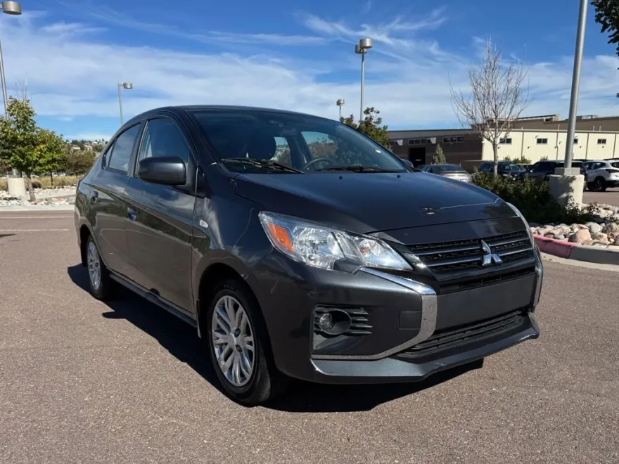 2024 Mitsubishi Mirage G4 LE photo 1