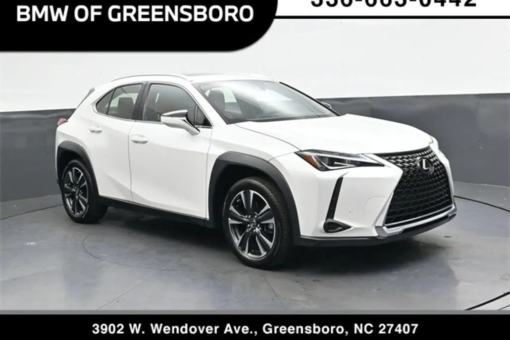 2020 Lexus UX 200 Premium photo 1