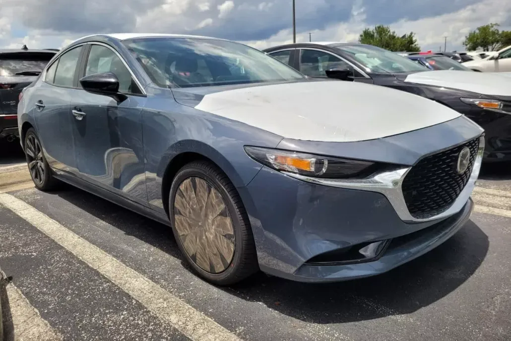 2025 Mazda Mazda3 Sedan 2.5 s Carbon photo 1
