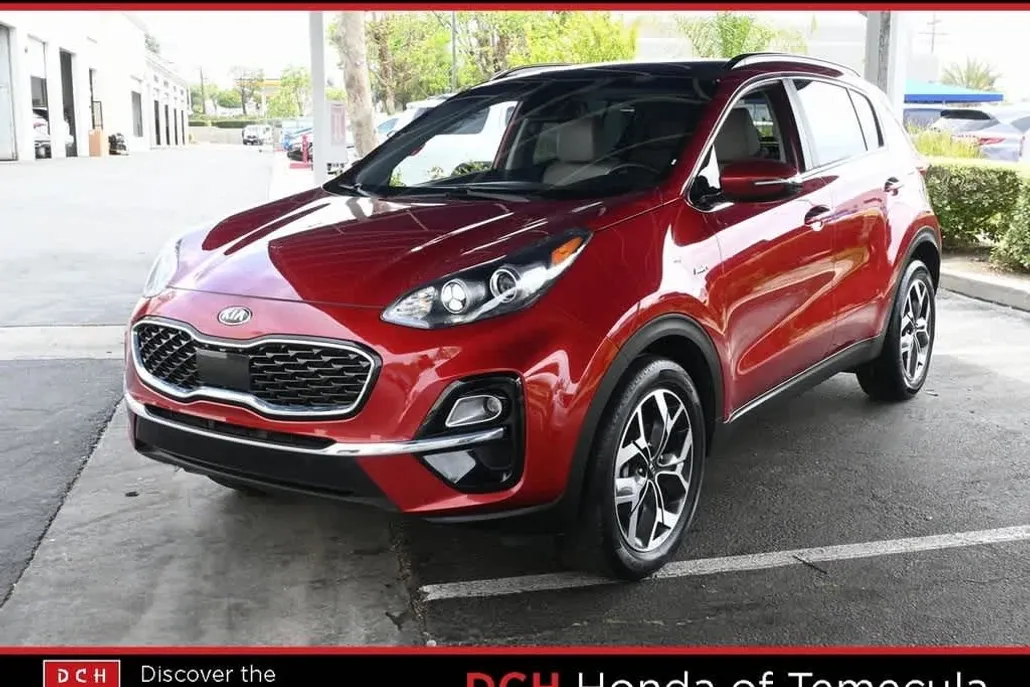 2022 Kia Sportage EX photo 1