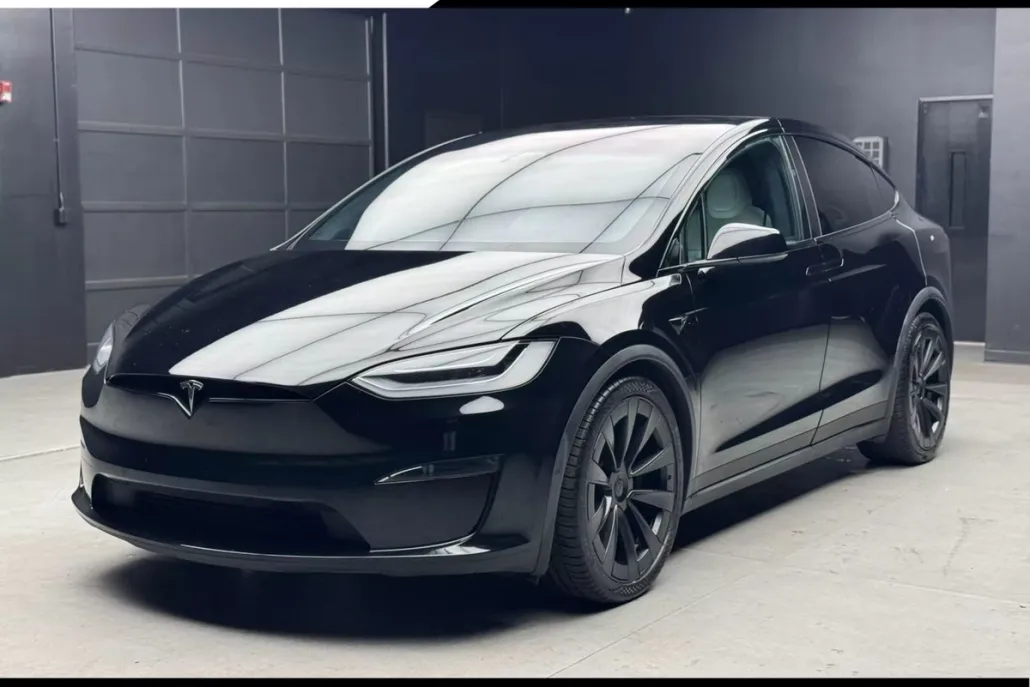 2022 Tesla Model X Long Range photo 1