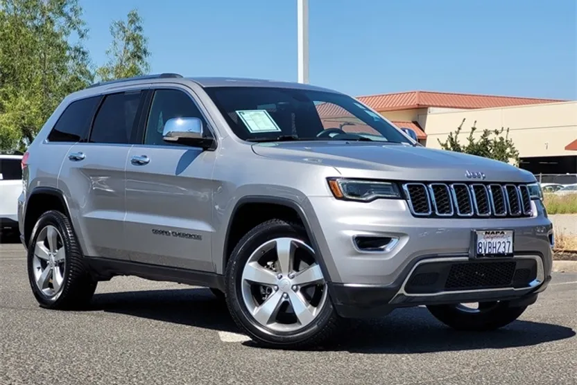 2017 Jeep Grand Cherokee Limited photo 1