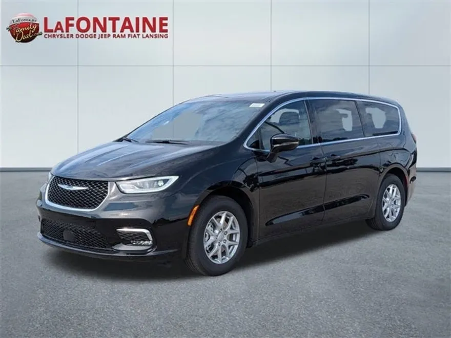 2026 Chrysler Pacifica photo 1