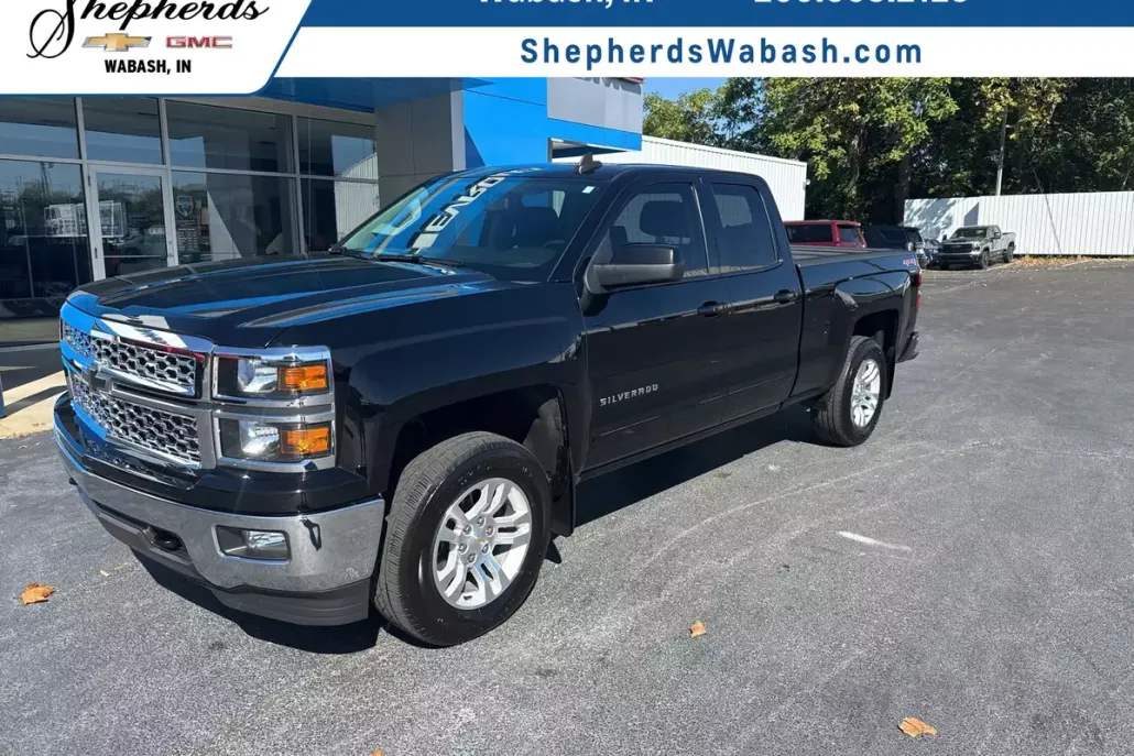 2015 Chevrolet Silverado 1500 LT photo 1