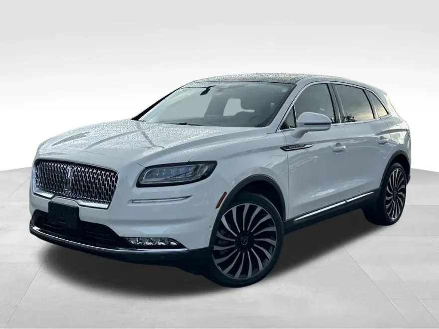 2022 Lincoln Nautilus Black Label photo 1
