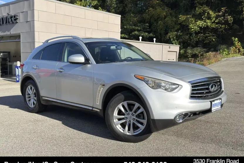 2016 Infiniti QX70 Base photo 1