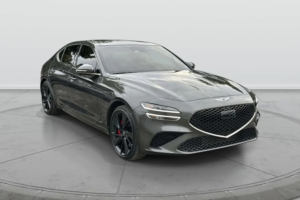 2023 Genesis G70 Advanced 3.3T Sport Prestige photo 1