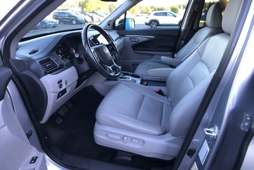 2022 Honda Pilot Special Edition photo 1