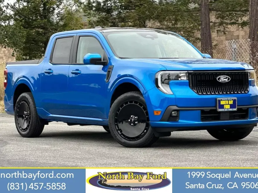 2025 Ford Maverick photo 1