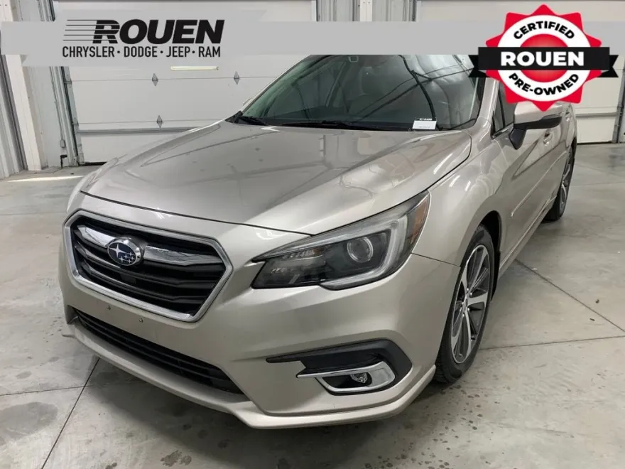 2018 Subaru Legacy 3.6R Limited photo 1