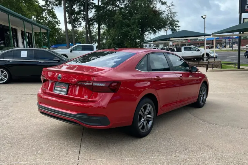 2023 Volkswagen Jetta 1.5T photo 1