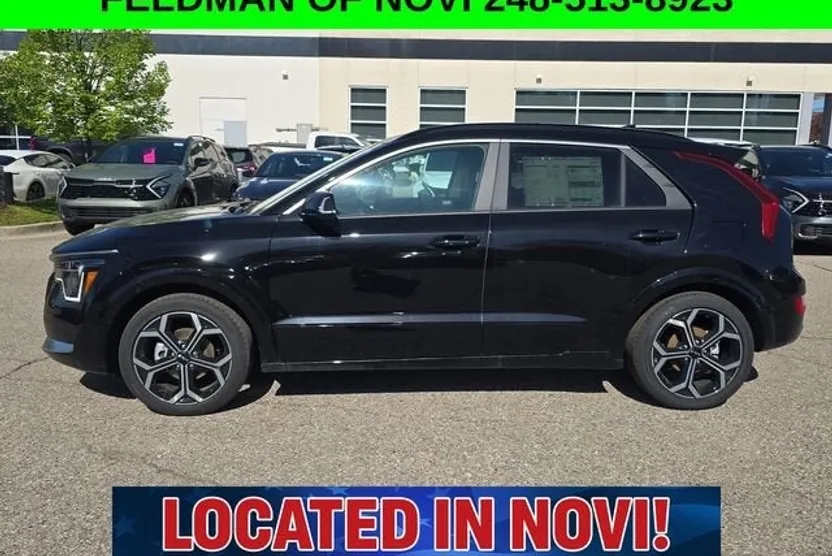 2024 Kia Niro EX Touring photo 1