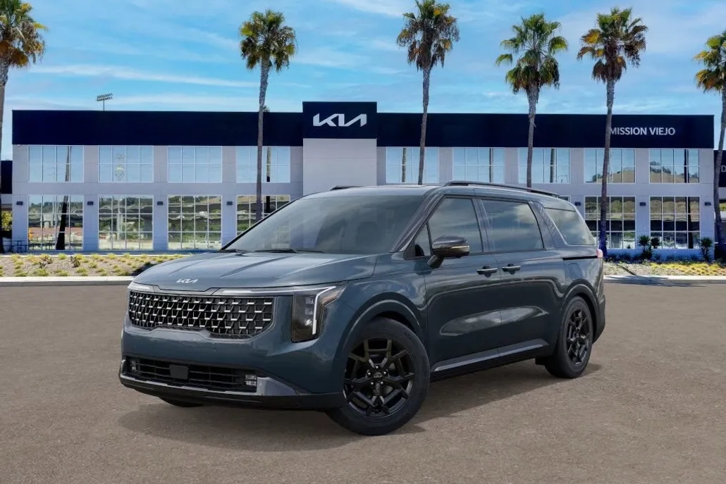 2026 Kia Carnival SX photo 1