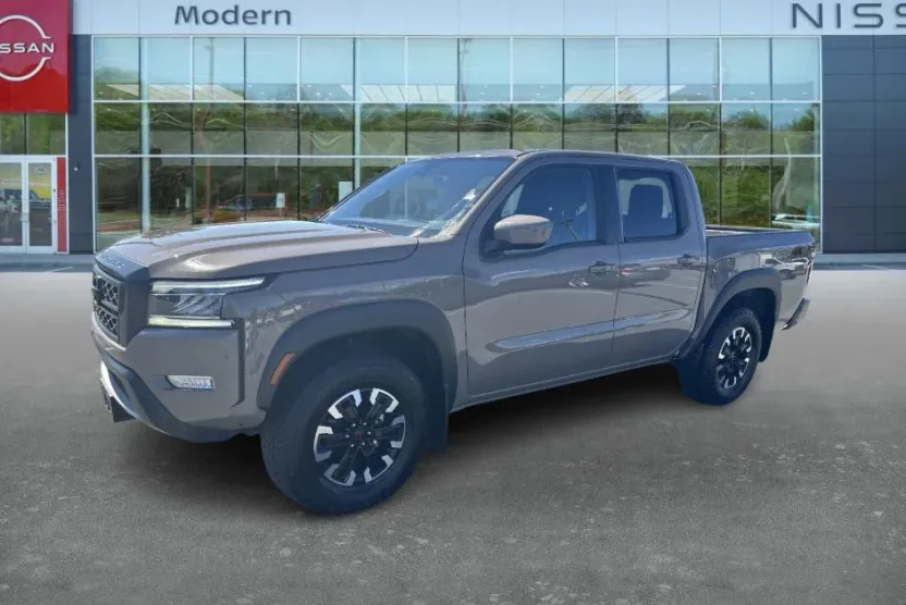 2024 Nissan Frontier PRO-4X photo 1