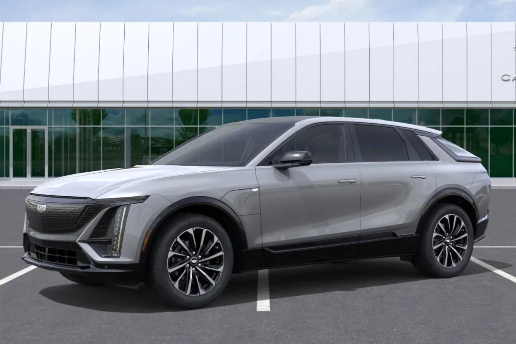 2025 Cadillac Lyriq Sport photo 1