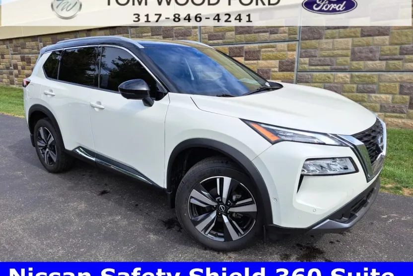 2023 Nissan Rogue SL photo 1
