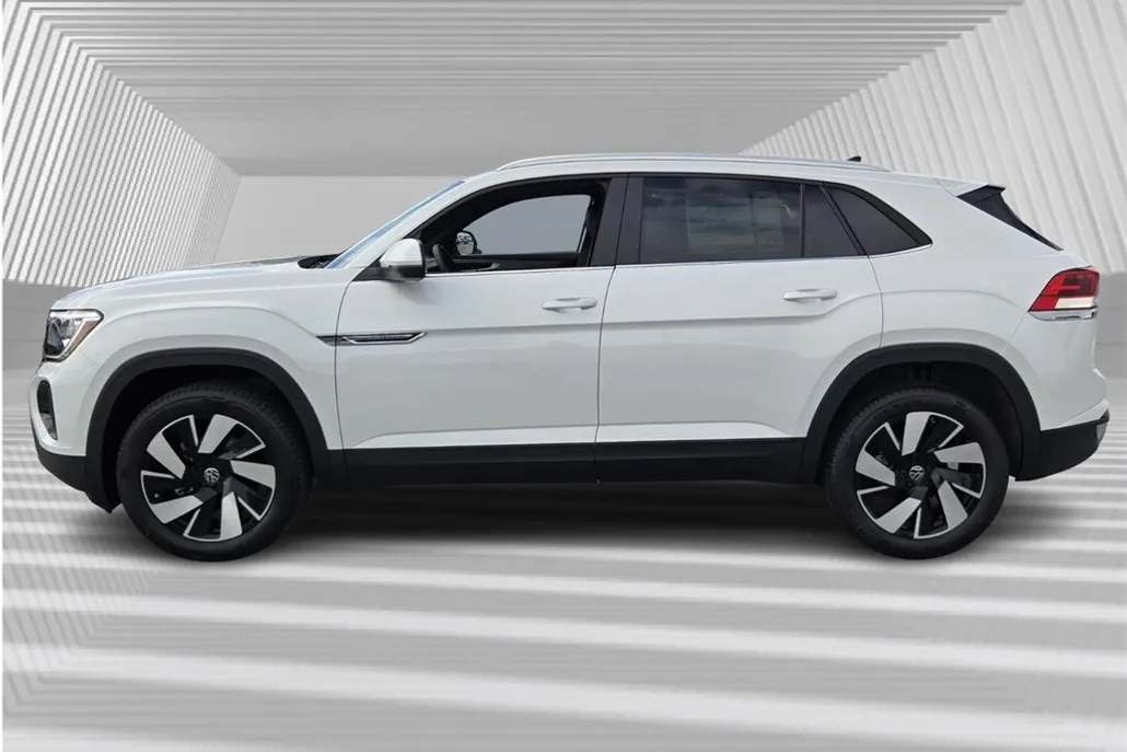 2026 Volkswagen Atlas Cross Sport SE Technology photo 1