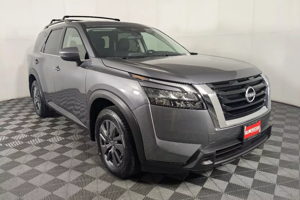 2025 Nissan Pathfinder SV photo 1