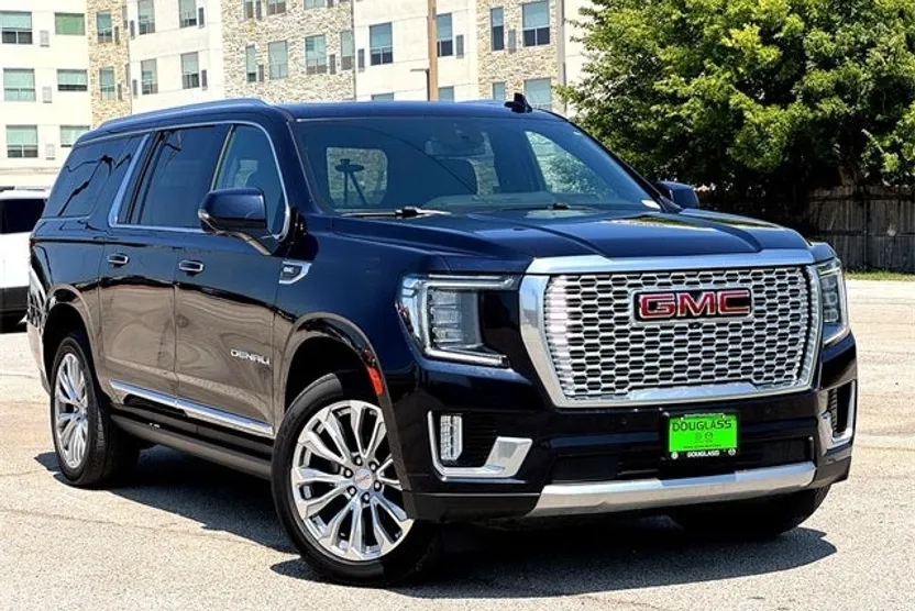 2023 Gmc Yukon XL Denali photo 1
