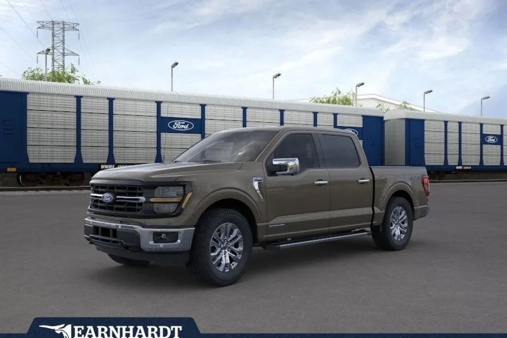 2025 Ford F-150 XLT photo 1