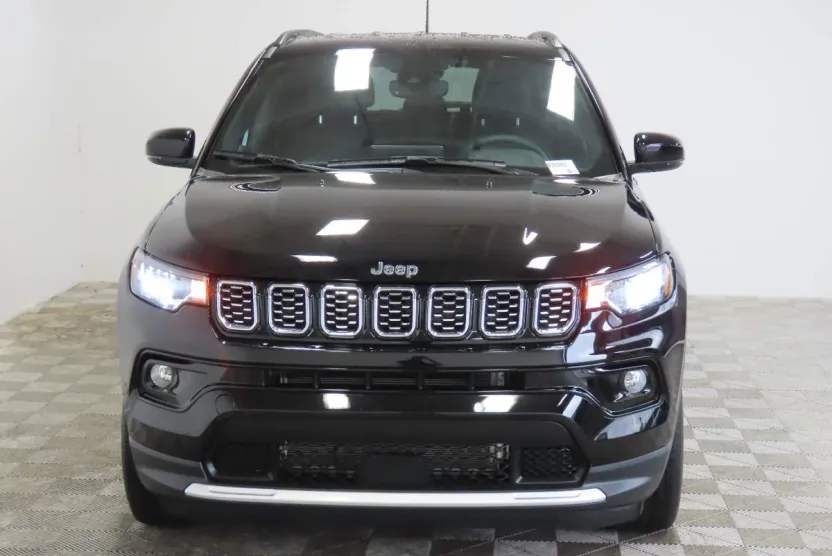 2024 Jeep Compass Limited photo 1