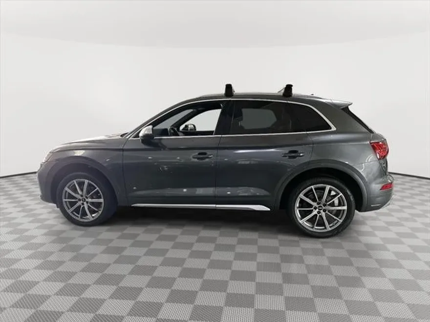 2022 Audi SQ5 Premium photo 1