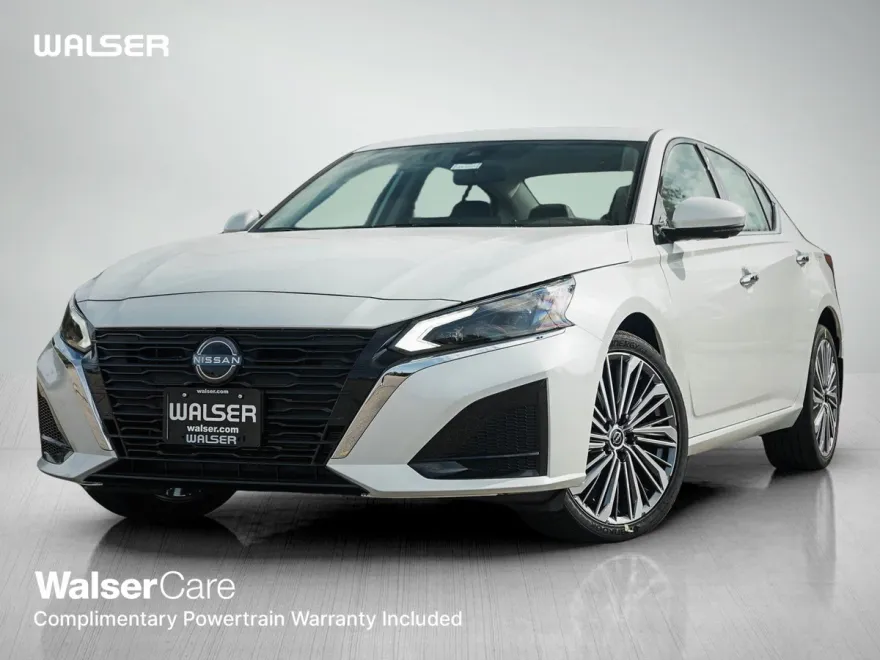 2025 Nissan Altima 2.5 SL photo 1