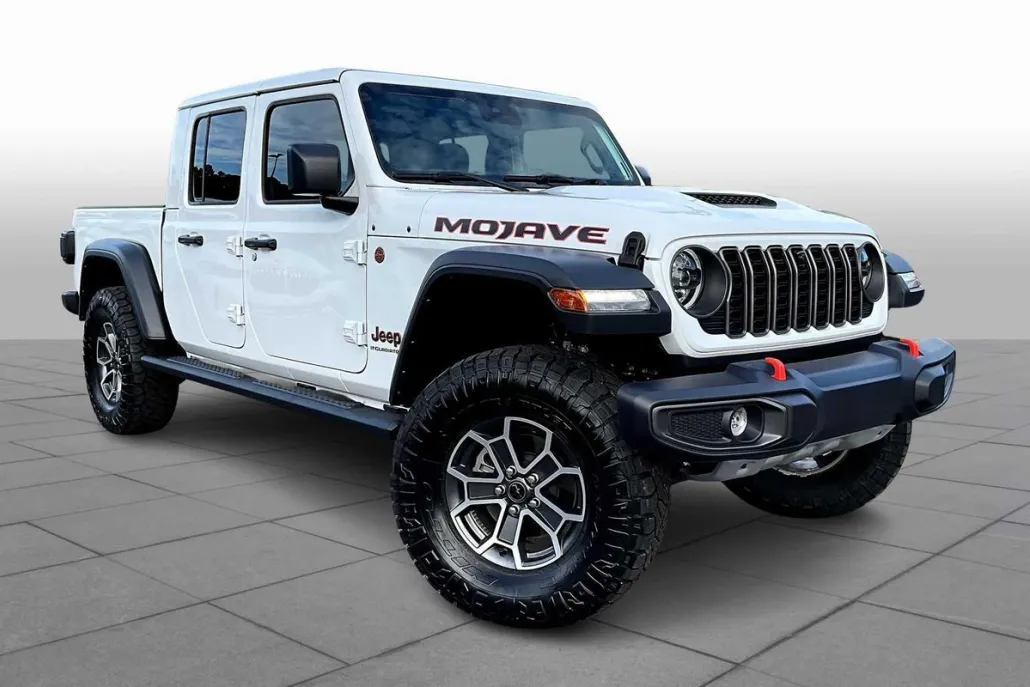 2024 Jeep Gladiator Mojave photo 1