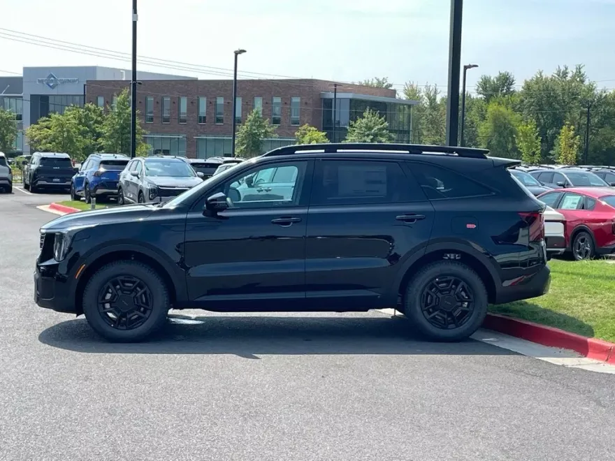 2026 Kia Sorento Base photo 1