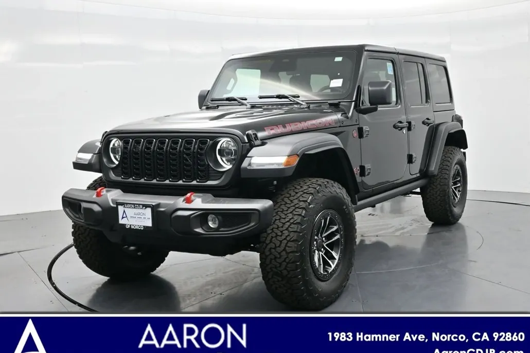 2025 Jeep Wrangler Rubicon photo 1