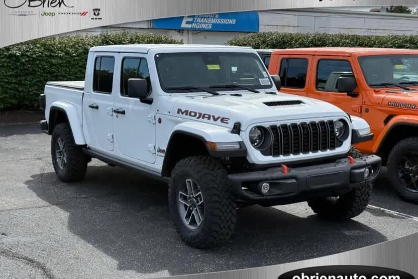 2025 Jeep Gladiator Mojave photo 1
