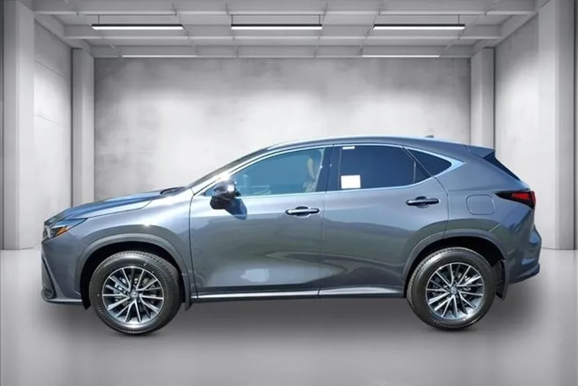 2026 Lexus NX 350 photo 1