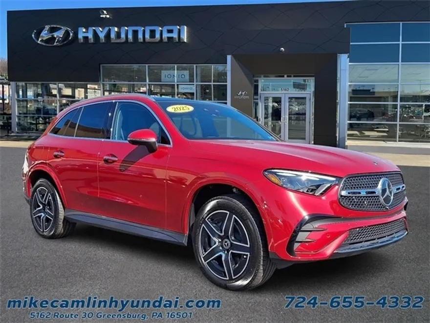 2025 Mercedes Benz GLC 300 photo 1